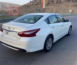 نيسان ألتيما